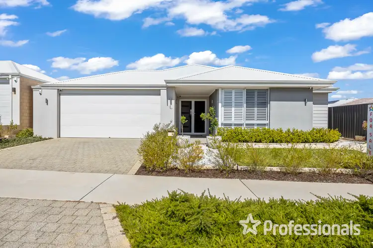 Main view of Homely house listing, 8 Shimmer Chase, Eglinton WA 6034