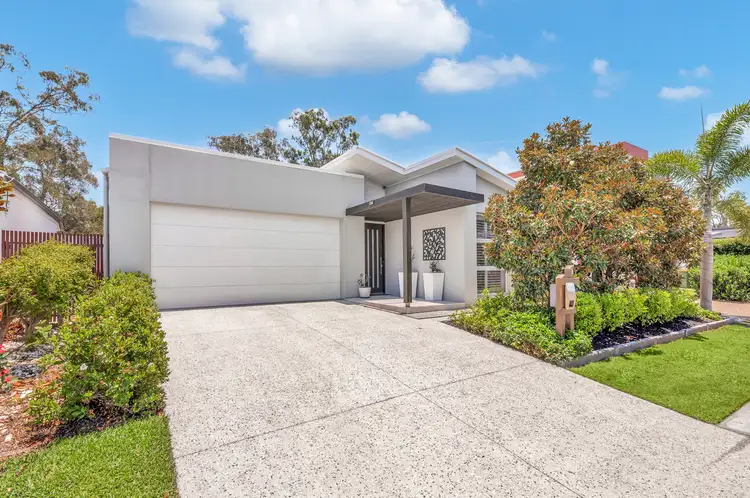 8 Bunderoo Circuit, Pimpama QLD 4209