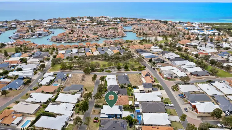 Second view of Homely house listing, 8 Sanddune Way, Wannanup WA 6210