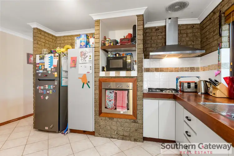 Fifth view of Homely house listing, 17 Kongal Heights, Leda WA 6170