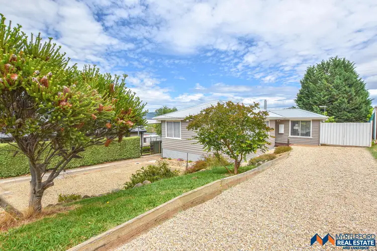 9 Hillside Court, Myrtleford VIC 3737