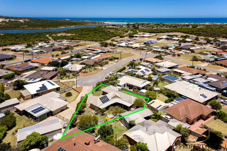 Second view of Homely house listing, 7 Teviot Close, Cape Burney WA 6532