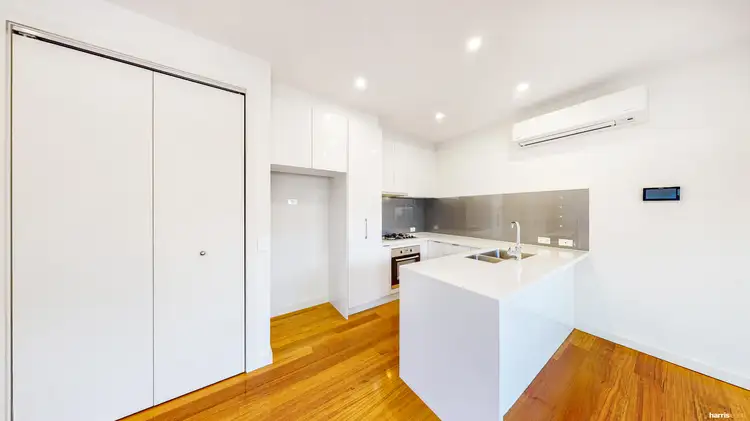 Fifth view of Homely unit listing, 9b Katoomba Street, Hampton East VIC 3188