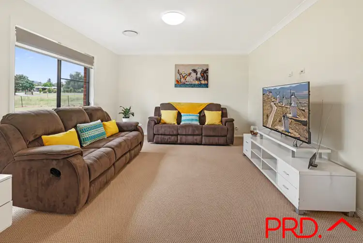 Third view of Homely house listing, 5 Manina Way, Tamworth NSW 2340