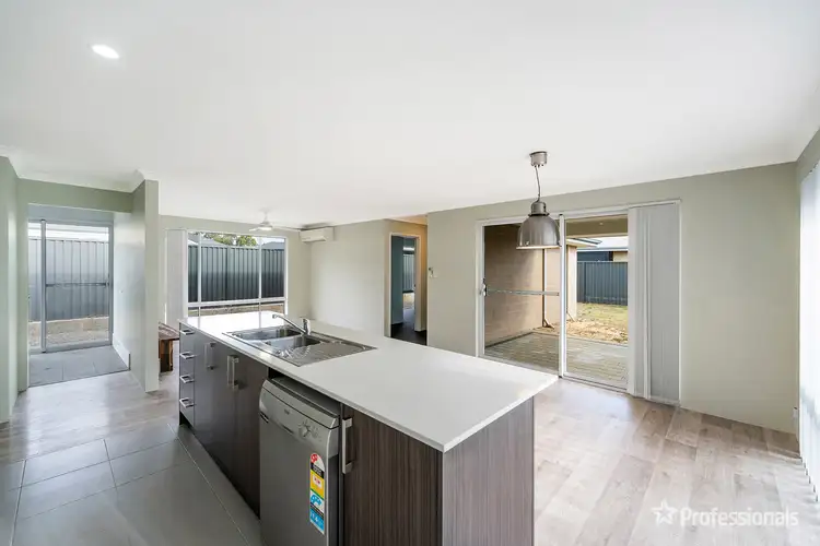 25A Logue Street, Waroona WA 6215