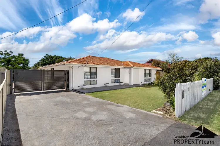 103 Railway Street, Bluff Point WA 6530