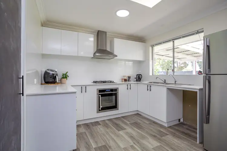 7 Haynes Court, Armadale WA 6112
