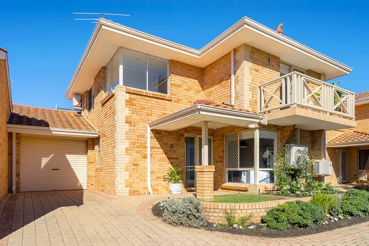 3/124 Roberts Street