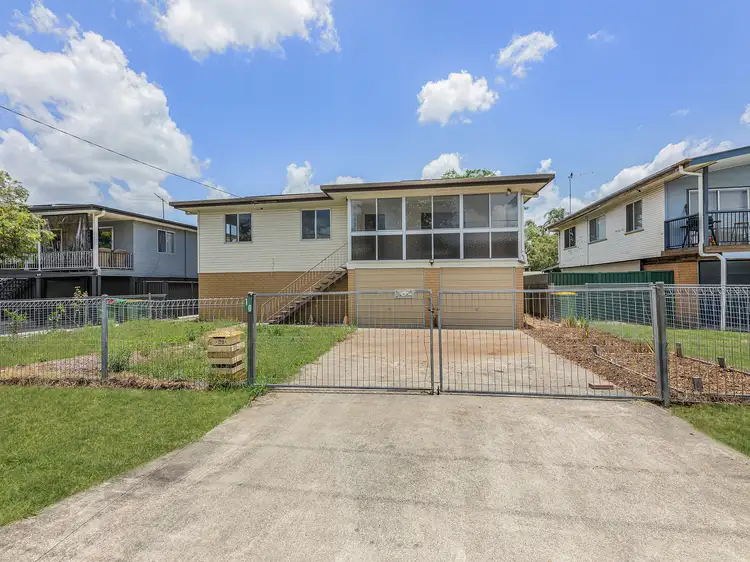 10 mahogany street, Raceview QLD 4305