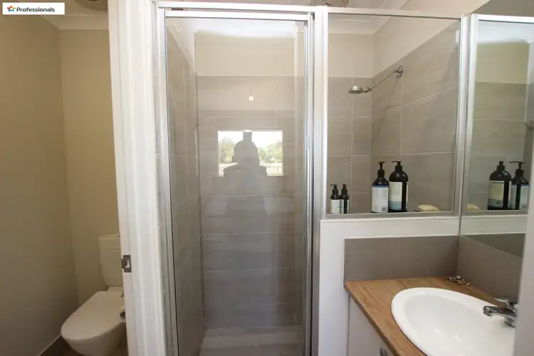 Seventh view of Homely house listing, 18 Sheridan Place, Waroona WA 6215