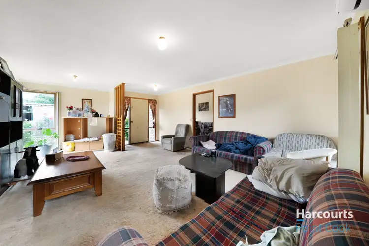 Fifth view of Homely house listing, 25 Songlark Crescent, Werribee VIC 3030