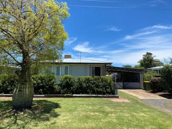 24 Wyley Street, Dalby QLD 4405