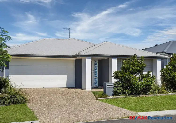 5 Como Way, Redbank QLD 4301