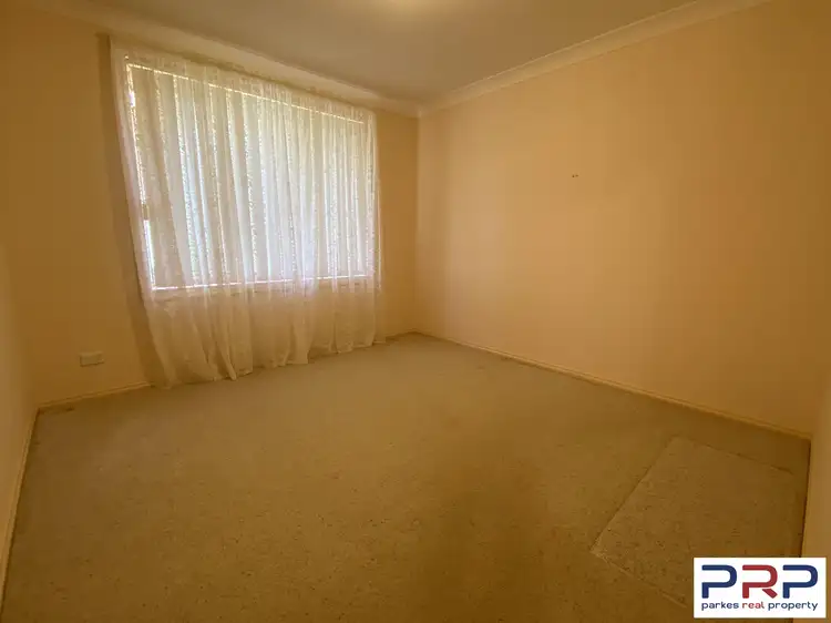 Fifth view of Homely house listing, 4 Cobden Place, Parkes NSW 2870