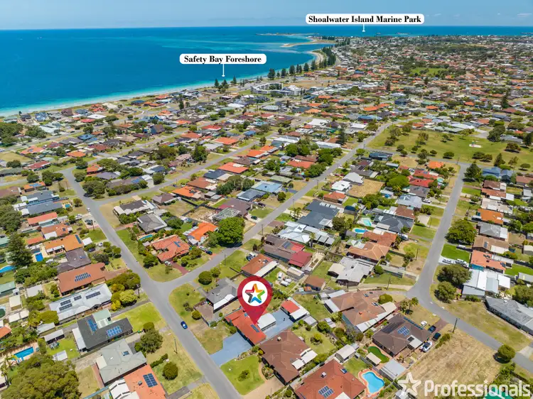 16 Bermuda Road, Safety Bay WA 6169