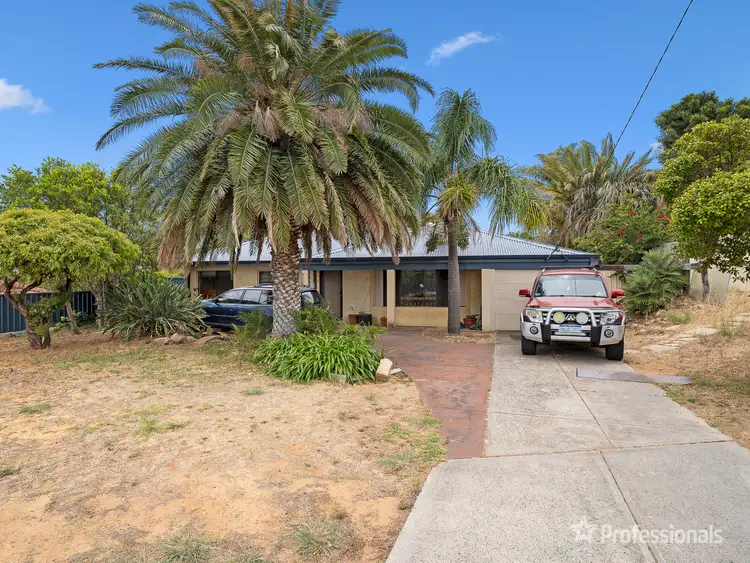 Second view of Homely house listing, 21 Bickner Way, Parmelia WA 6167