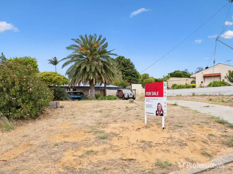 Third view of Homely house listing, 21 Bickner Way, Parmelia WA 6167