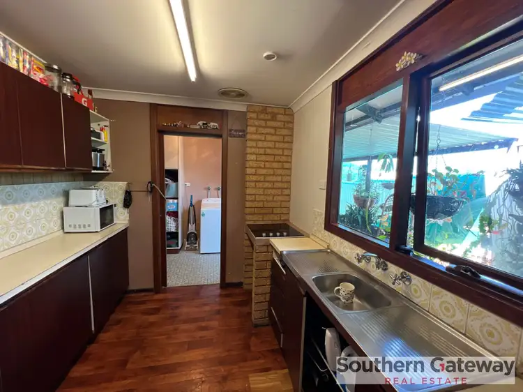 Second view of Homely house listing, 6 Farmer Way, Parmelia WA 6167