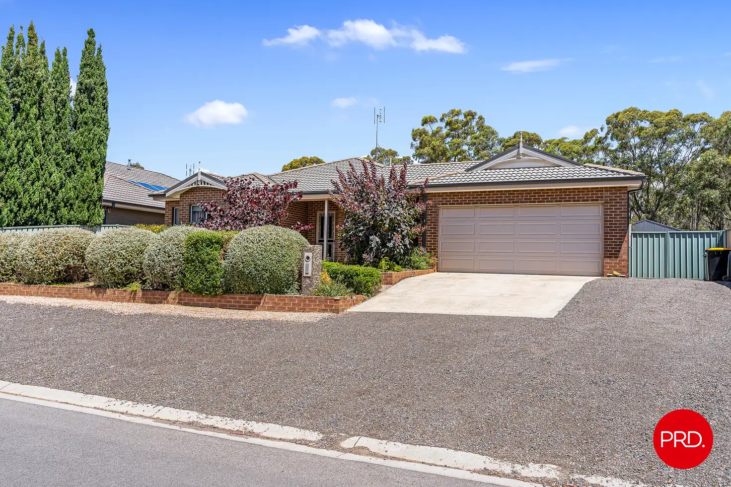 Main view of Homely house listing, 15 Edmarna Way, Maiden Gully VIC 3551