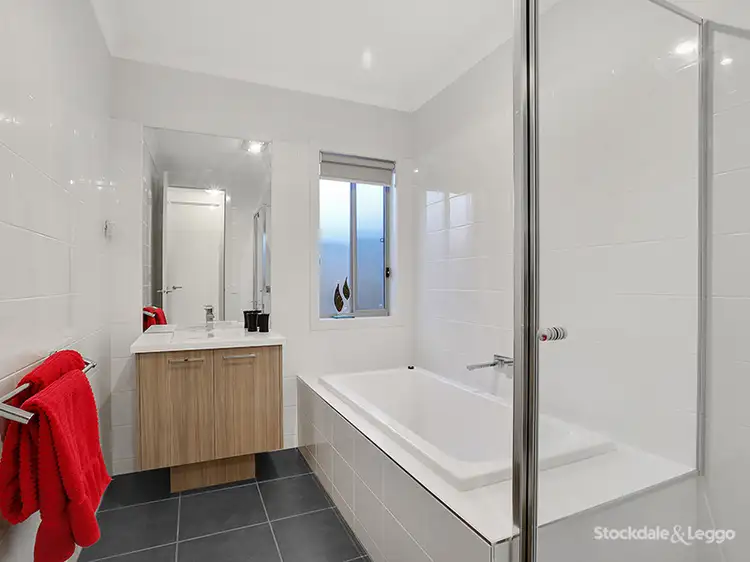 Fifth view of Homely house listing, 11 Portrush Loop, Armstrong Creek VIC 3217