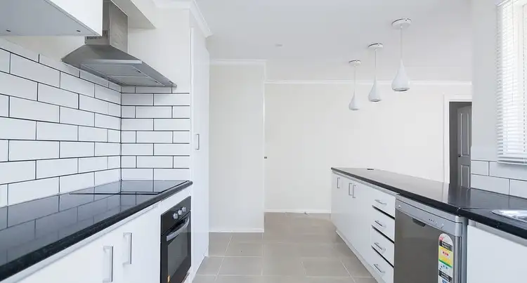 Fourth view of Homely house listing, 11 Evelyne Avenue, Cranbourne VIC 3977