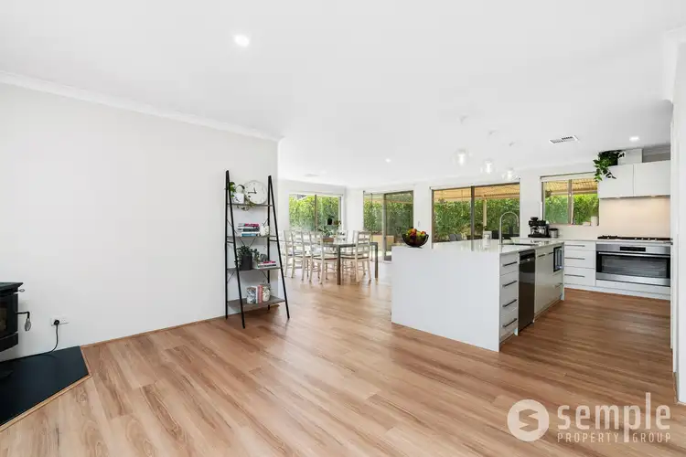 Second view of Homely house listing, 6 Ledden Court, Success WA 6164