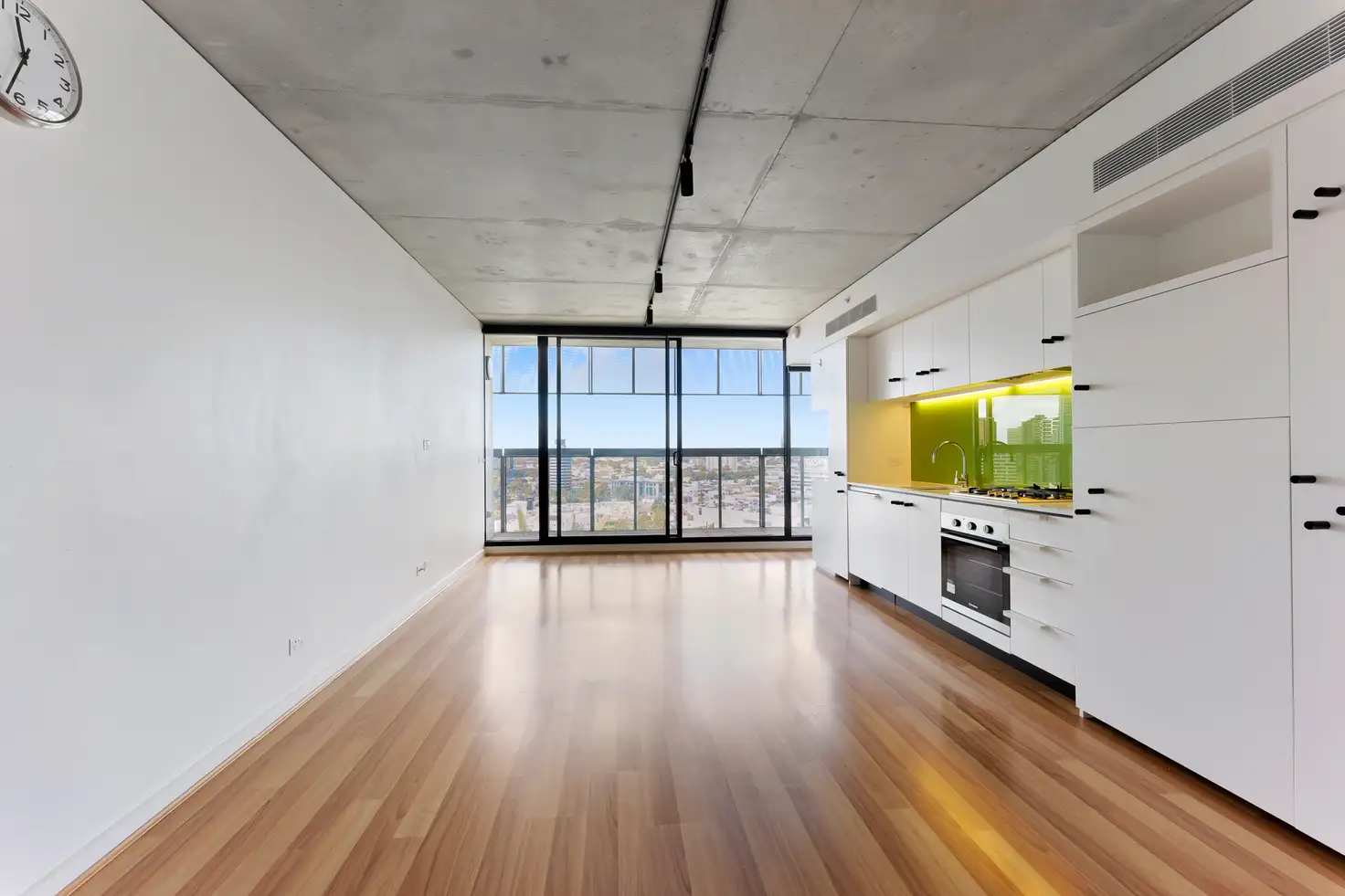 Main view of Homely apartment listing, 1607/152 Sturt Street, Southbank VIC 3006
