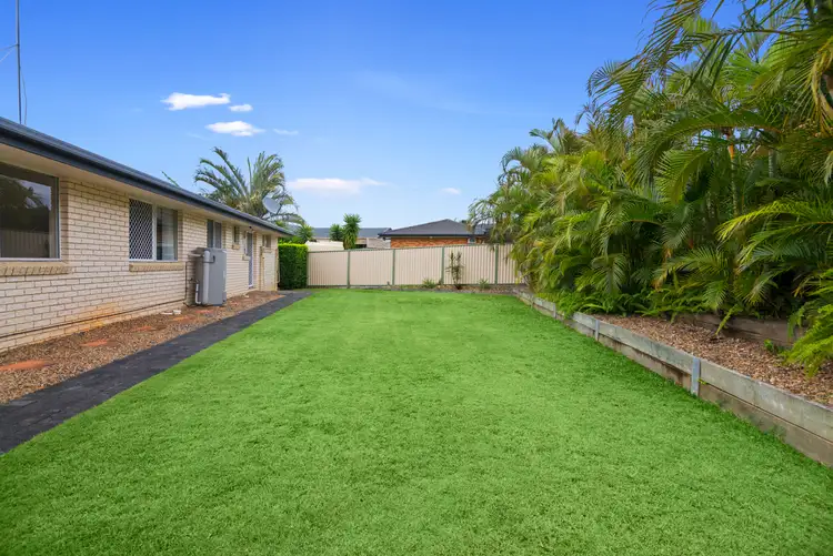 Third view of Homely house listing, 8 Tee Place, Arundel QLD 4214