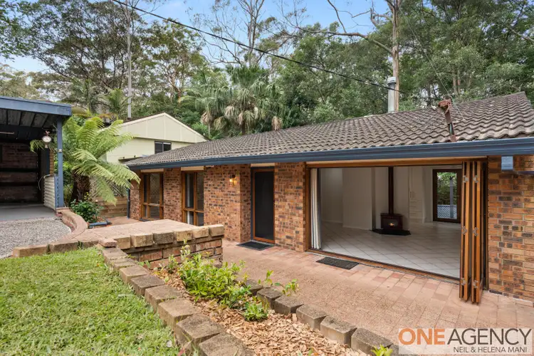 4 Oakglen Road, North Gosford NSW 2250