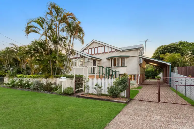 1 Alice Street, Silkstone QLD 4304