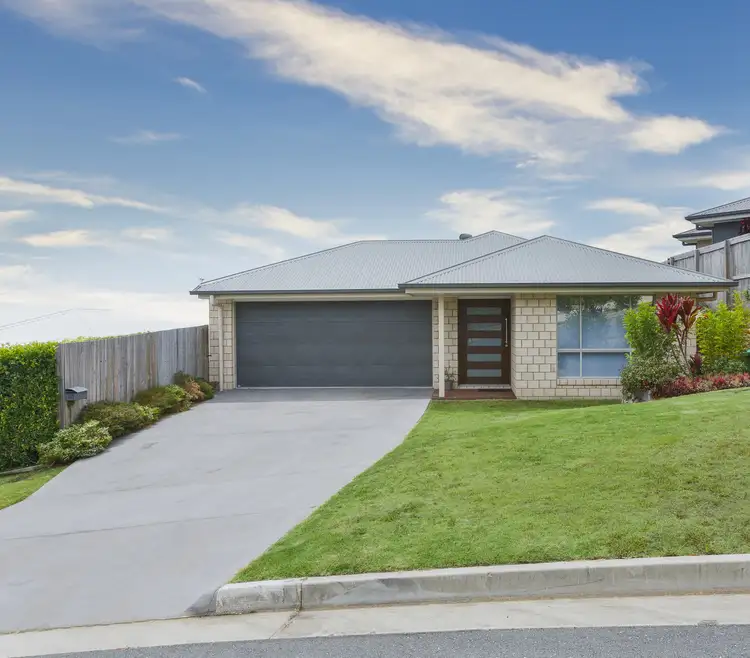 83 Arrowsmith Crescent