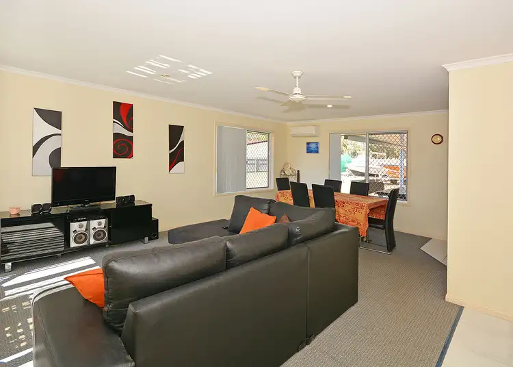Second view of Homely house listing, 6 Jasper Court, Urangan QLD 4655