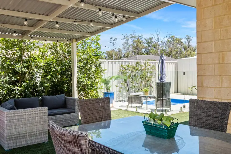 35 Allamanda Gate, Helena Valley WA 6056