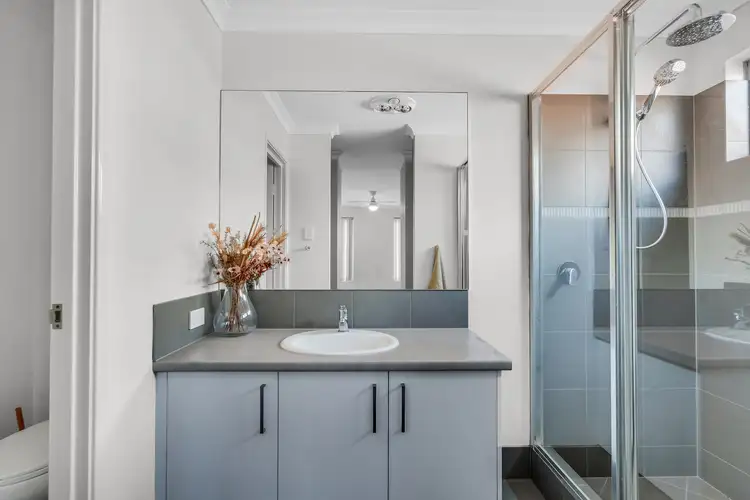 Fourth view of Homely house listing, 20 Gurnard Loop, Kealy WA 6280