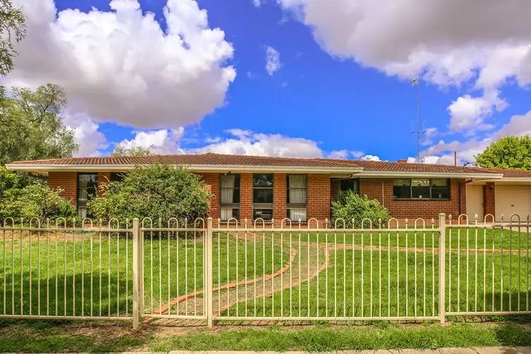 314 Poictiers Street, Deniliquin NSW 2710