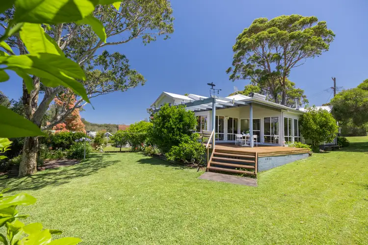 8 Murilla Avenue, Bawley Point NSW 2539