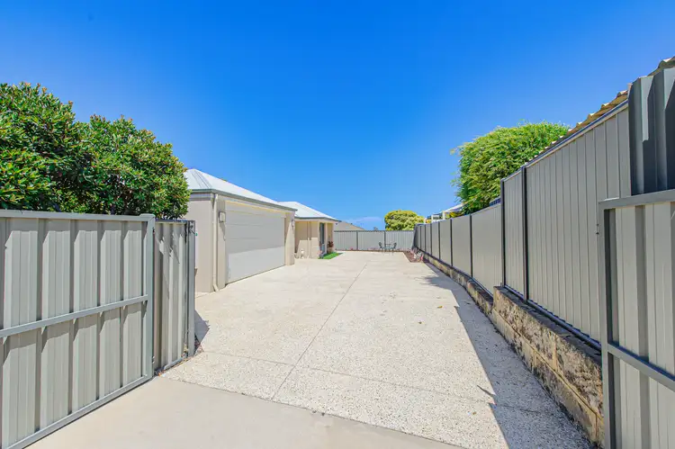 Sixth view of Homely house listing, 9 Quiberon Link, Byford WA 6122