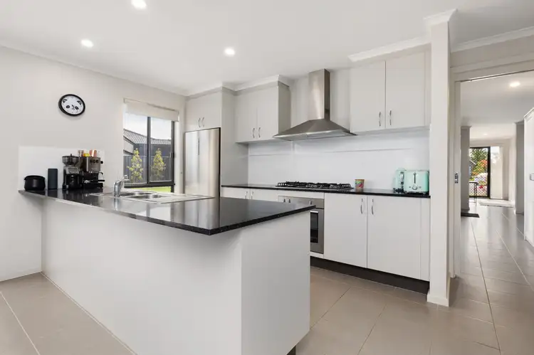 Third view of Homely house listing, 19 Stevensons Rise, Kyneton VIC 3444