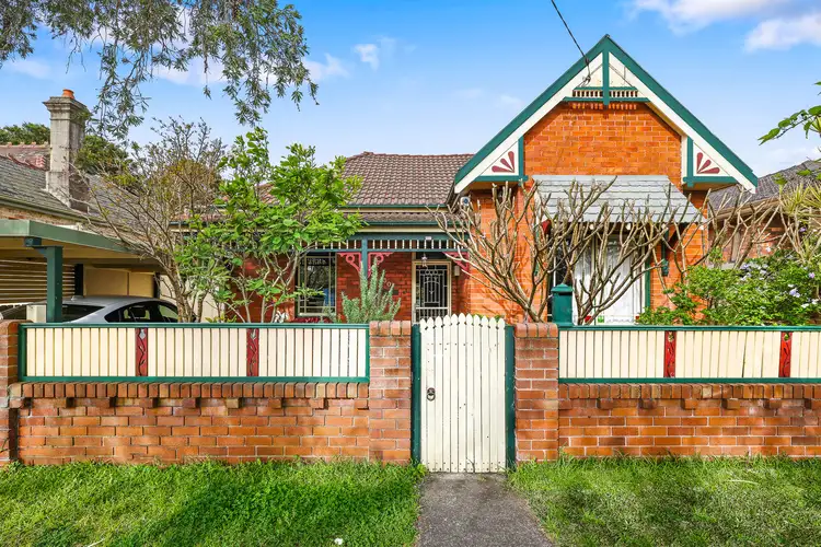 130 Duntroon Street