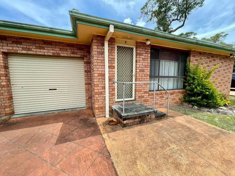 Main view of Homely house listing, 4 / 36 Elizabeth Bay Drive, Lake Munmorah NSW 2259