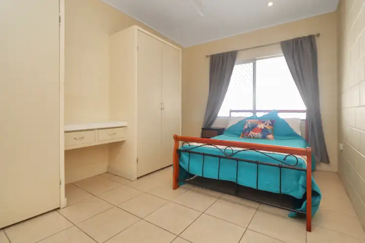 Fifth view of Homely unit listing, 2/17 Crauford Street, West End QLD 4810