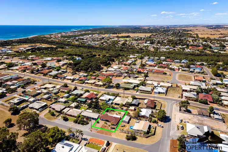 Second view of Homely house listing, 4 Canny Place, Port Denison WA 6525