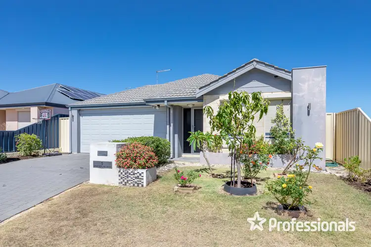 Second view of Homely house listing, 5 Oncidium Way, Seville Grove WA 6112