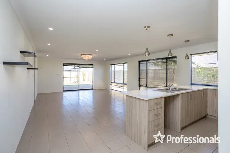 Fourth view of Homely house listing, 5 Oncidium Way, Seville Grove WA 6112