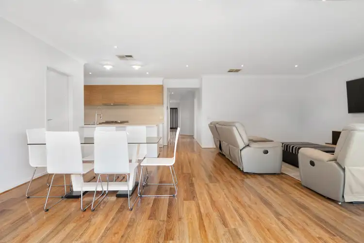 Sixth view of Homely house listing, 38 Gyrfalcon Way, Doreen VIC 3754