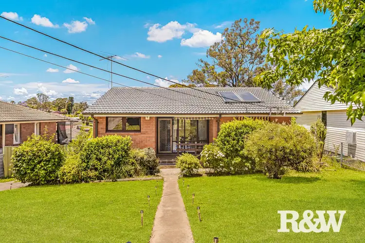 9 Petersen Crescent, Tregear NSW 2770