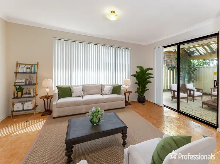Sixth view of Homely house listing, 2/99 Welwyn Avenue, Salter Point WA 6152