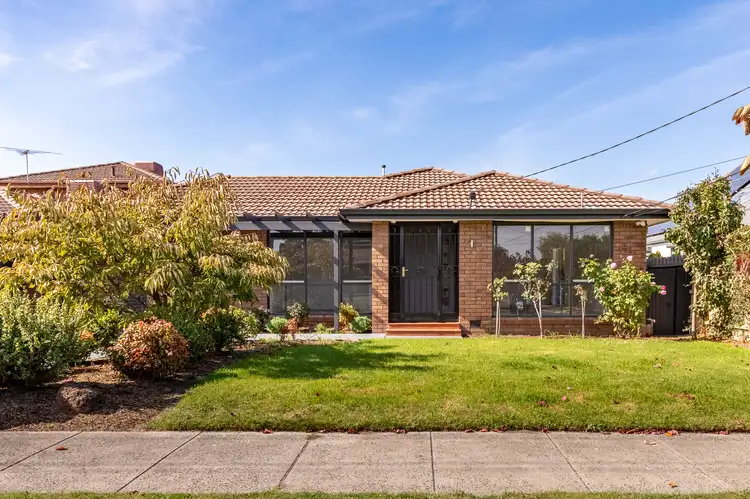 24 Blackburn Drive, Cheltenham VIC 3192