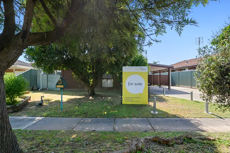 11 Oak Avenue, Benalla VIC 3672