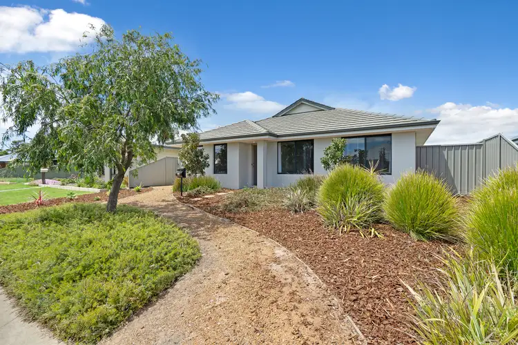 16 Gribble Circuit, Kealy WA 6280